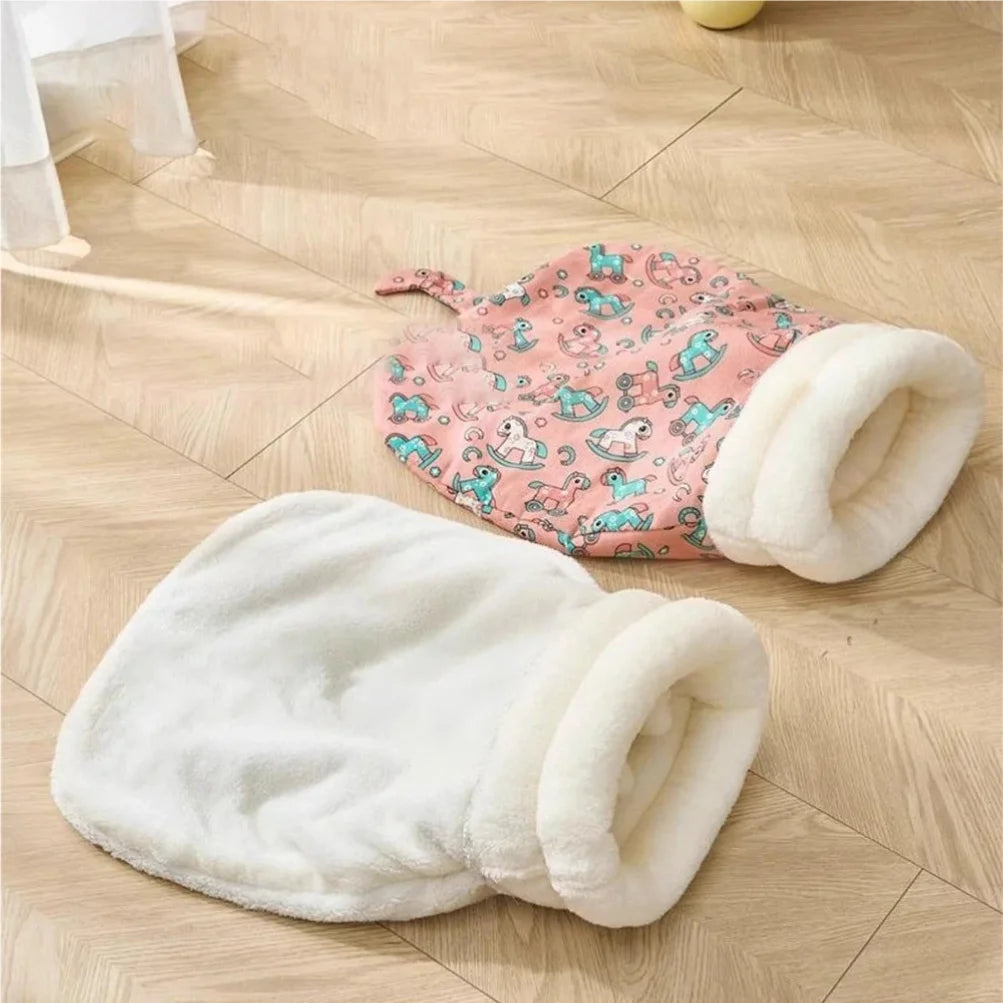 Fluffy Pet Sleeping Bag – Warm Cosy Nest for Cats & Small Dogs