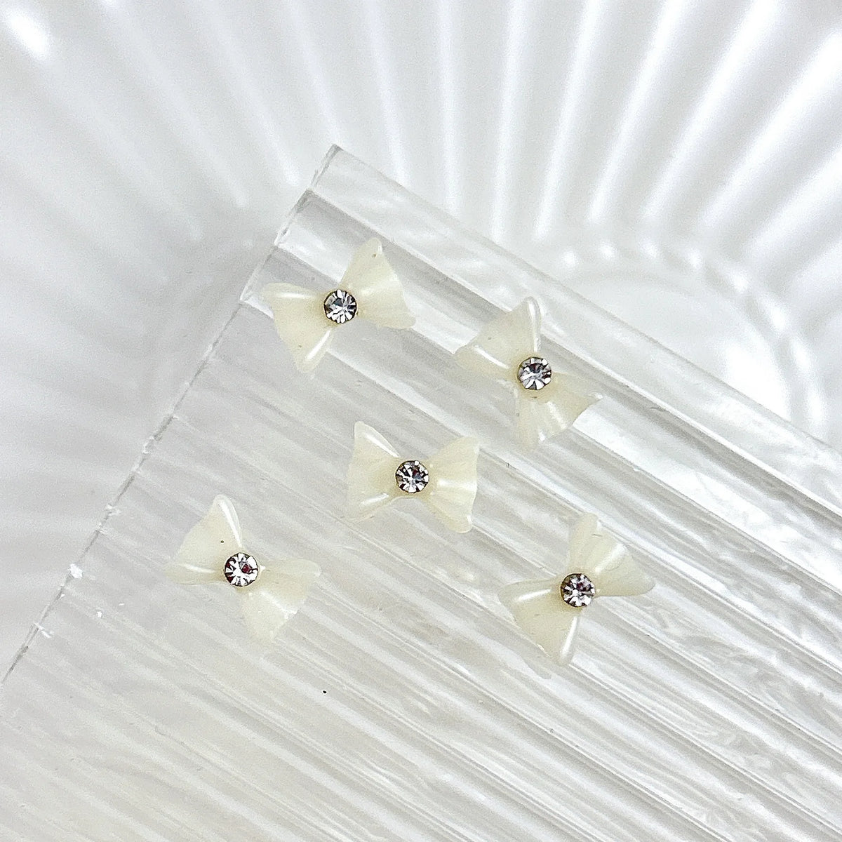 20pcs 3D Bowtie Nail Charms Pearl Bow Rhinestone Nail Art