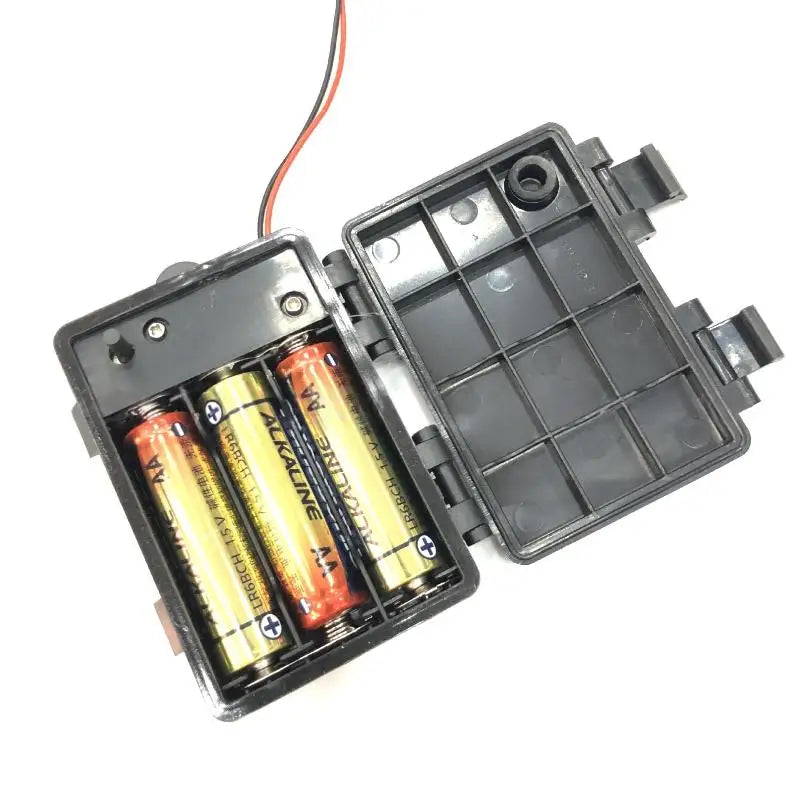 3-Section AA Battery Holder 4.5V Waterproof with Switch