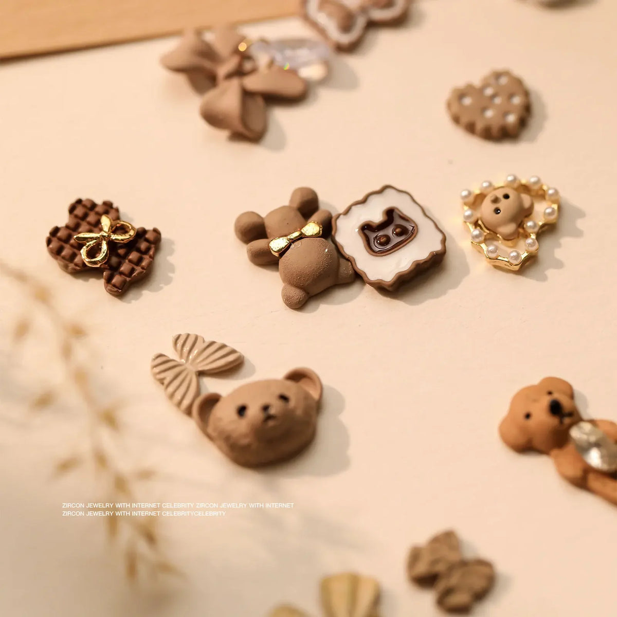 2PCS Autumn Metal Nail Charms Bear Bow Flower DIY Decorations