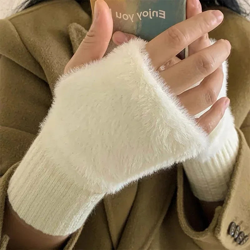 Knitted Fingerless Gloves – Soft Plush Half-Finger Winter Mittens