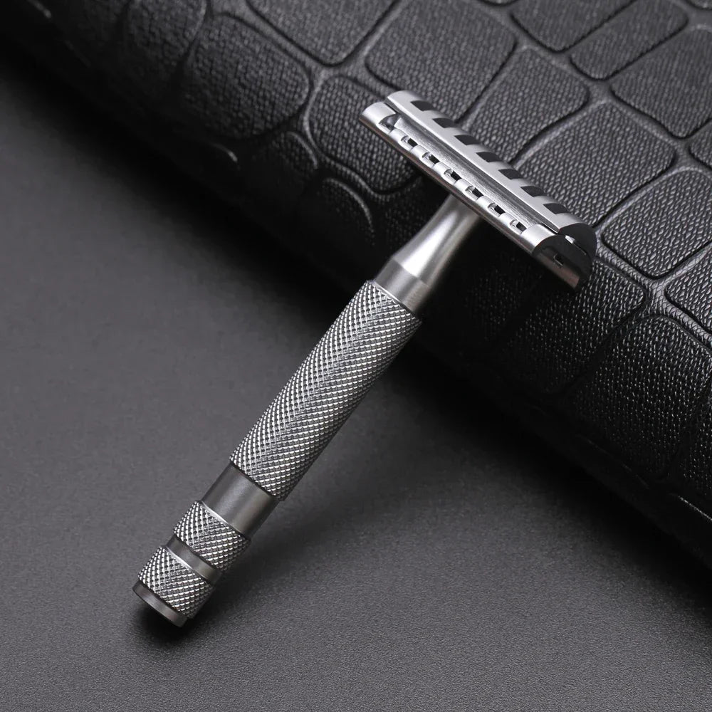YAQI Knight-Helmet DE Safety Razor – Stainless Steel Handle