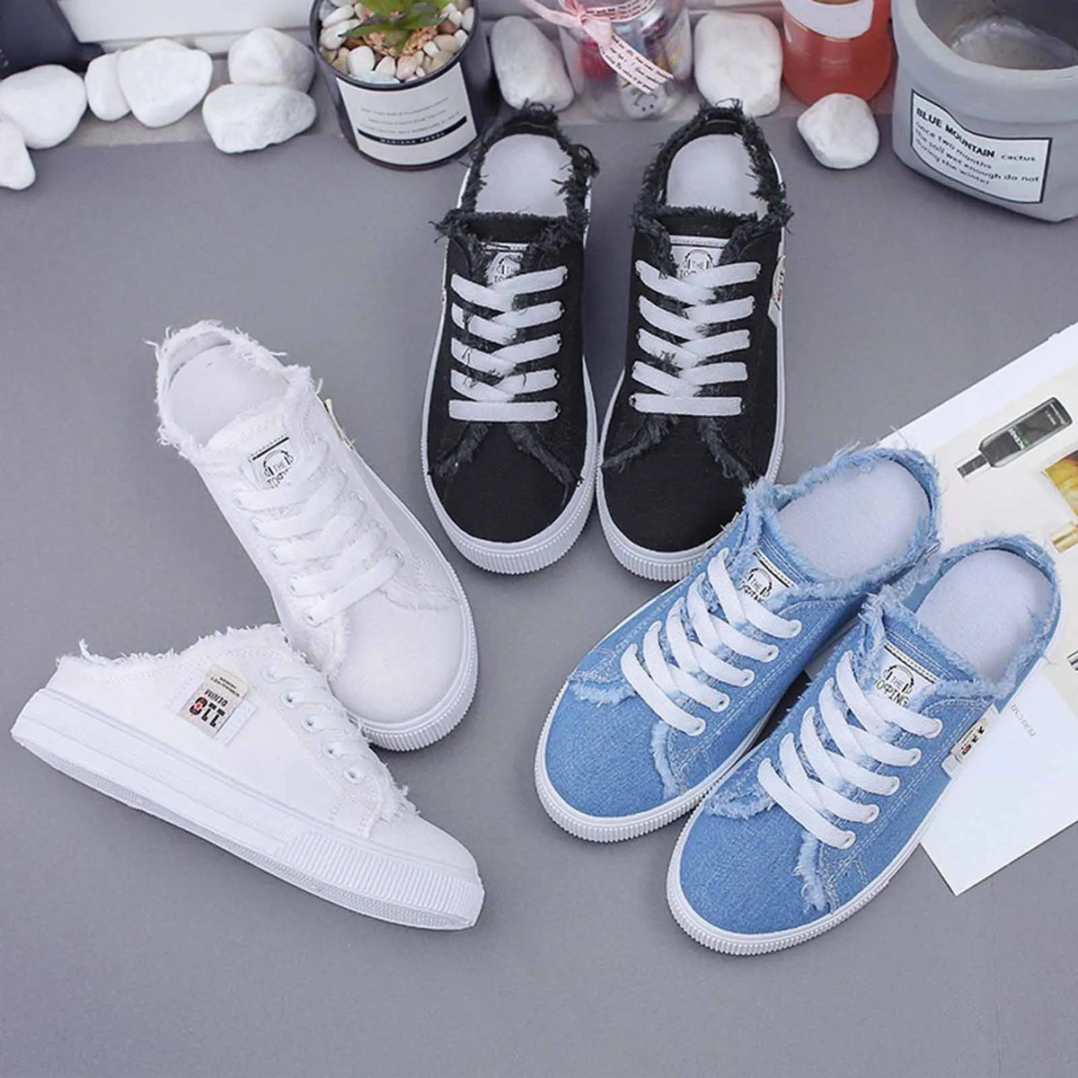 Women's Canvas Slip-On Flat Sneakers – Breathable & Anti-Slip