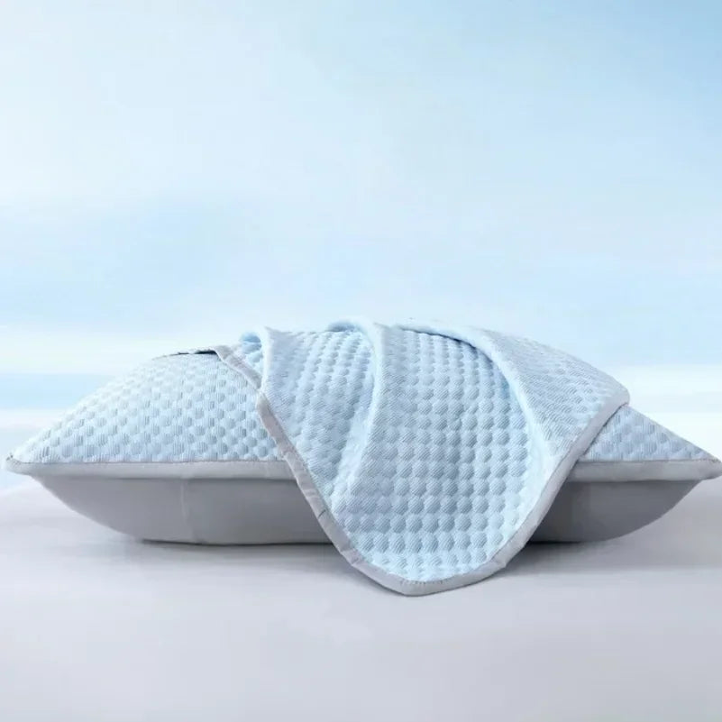 Summer Cooling Pillowcase Cool-Touch Ice Bean Cover 48x74cm