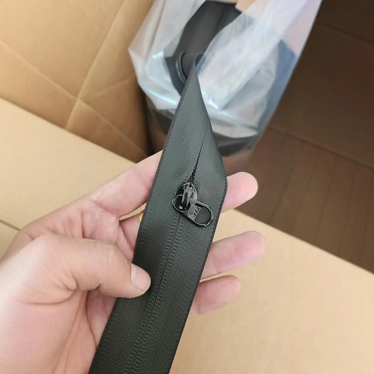YKK5 Nylon Waterproof Zipper for Clothing, Tents & Bags