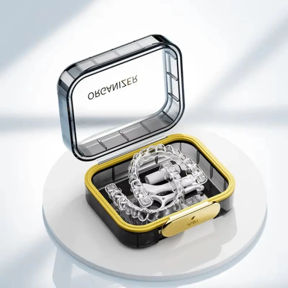 Portable Transparent Retainer & Denture Storage Case | VIBE