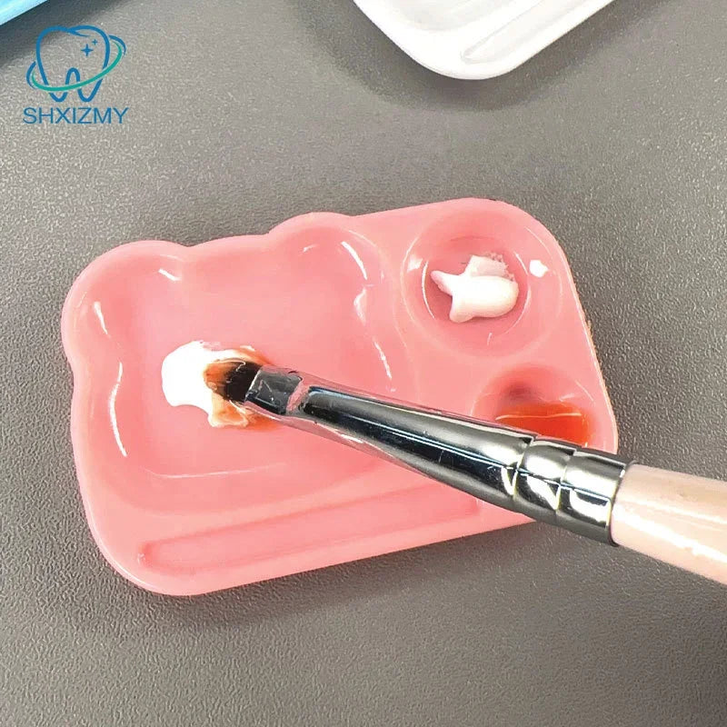 Cartoon Nail Art Color Mixing Palette with Brush Holder