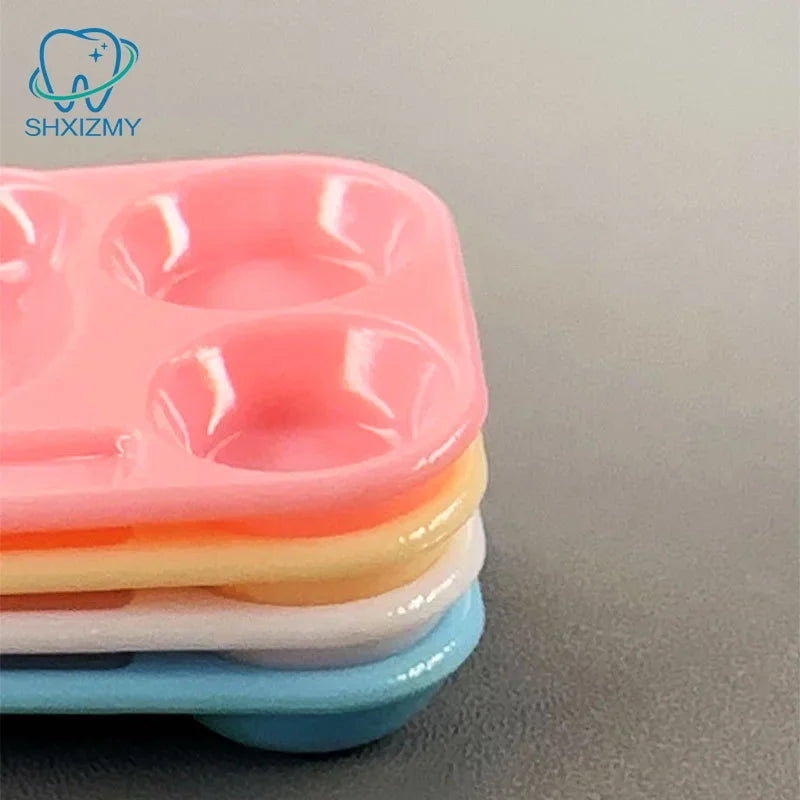 Cartoon Nail Art Color Mixing Palette with Brush Holder