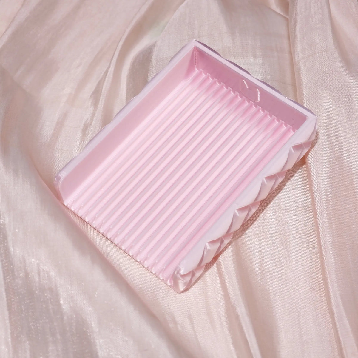 VIBE 15-Pc Pearlescent Air Cushion Bean Shovel Makeup Brush Set