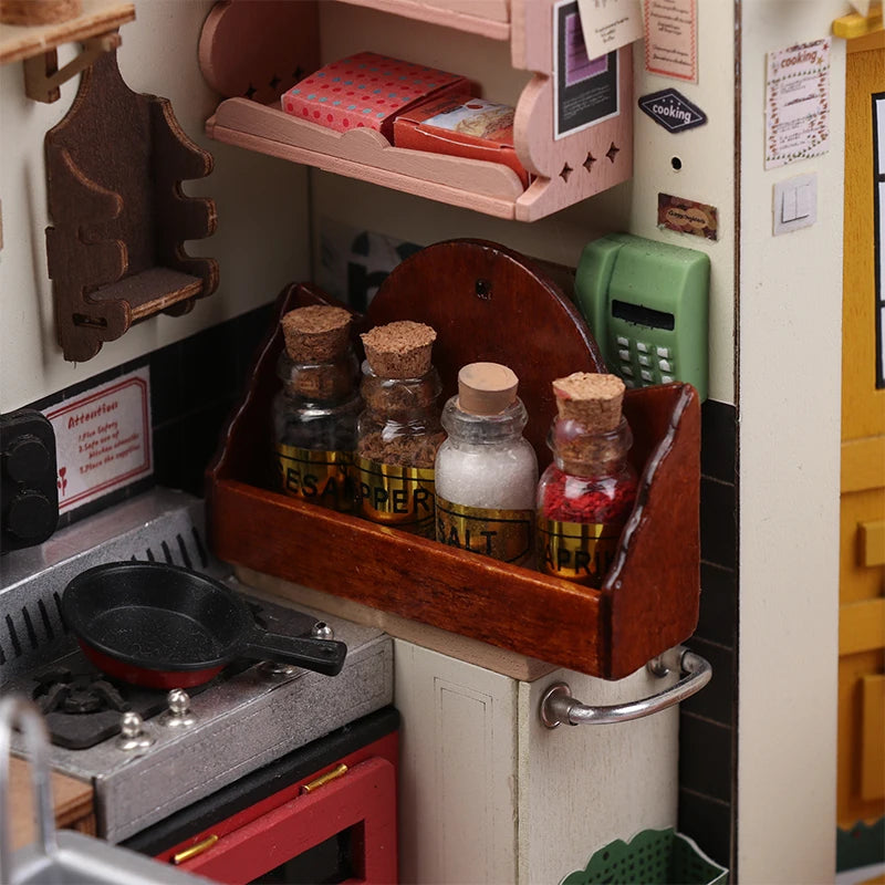 1:12 Dollhouse Mini Spice Rack Wall Shelf Kitchen Décor
