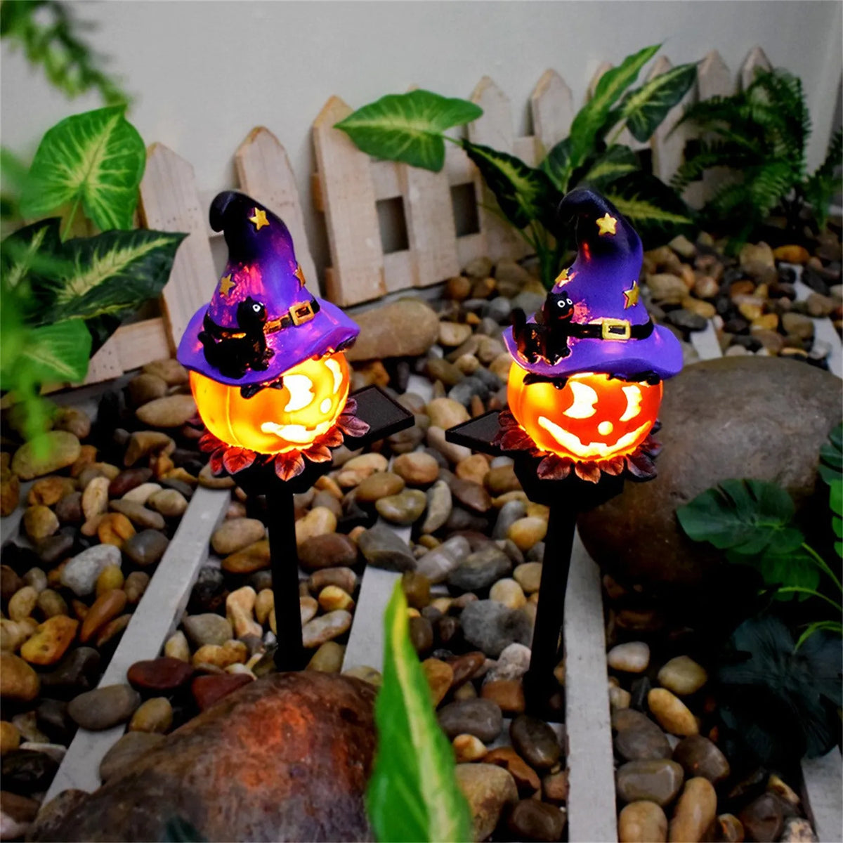 Solar Halloween Pumpkin Stake Lights – Waterproof Garden Décor