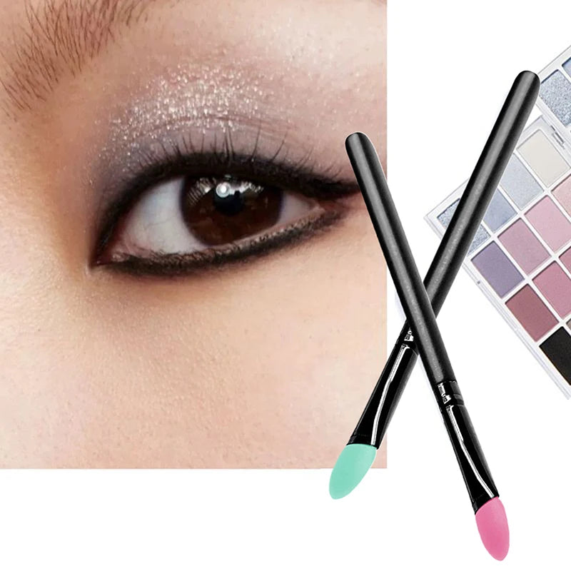 Silicone Eyeshadow & Lip Brush – Food-Grade Makeup Applicator