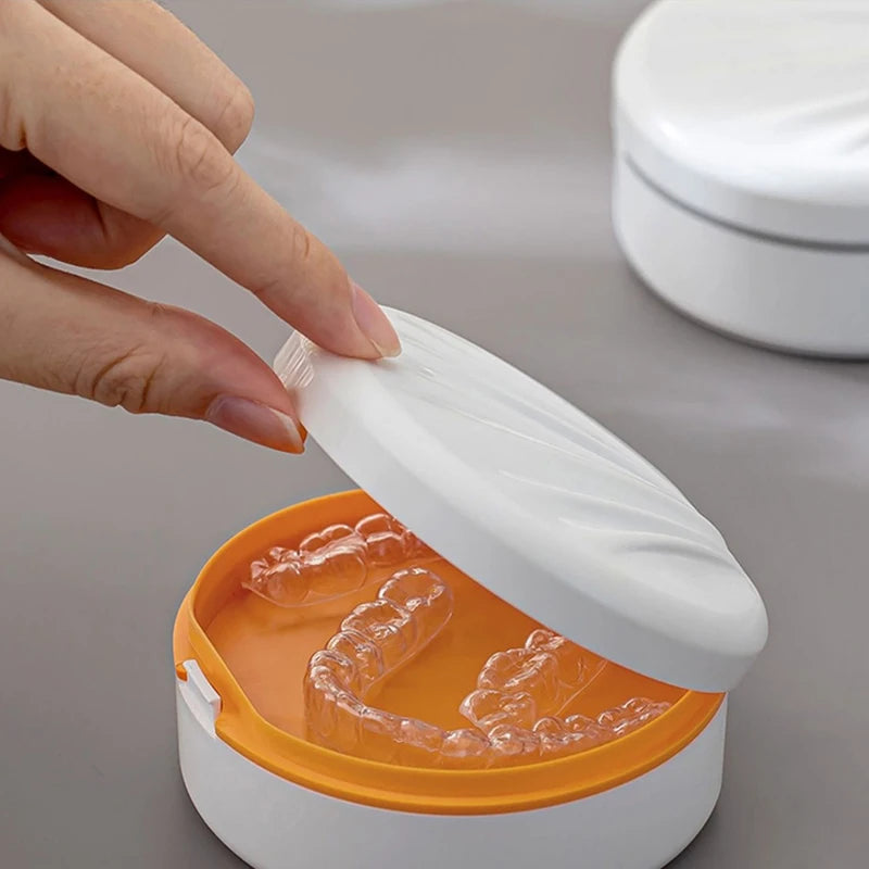 Aligner Case with Mirror – Retainer & Mouth Guard Organizer