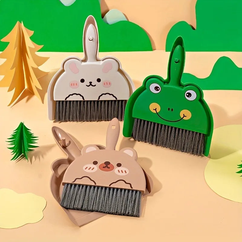 Mini Desk Broom & Dustpan Set – Cute Animal Pattern Design