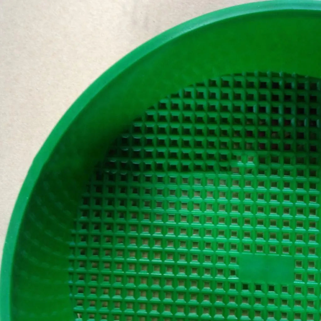 Plastic Fine Mesh Garden Soil Sieve – Sand & Stone Sifter