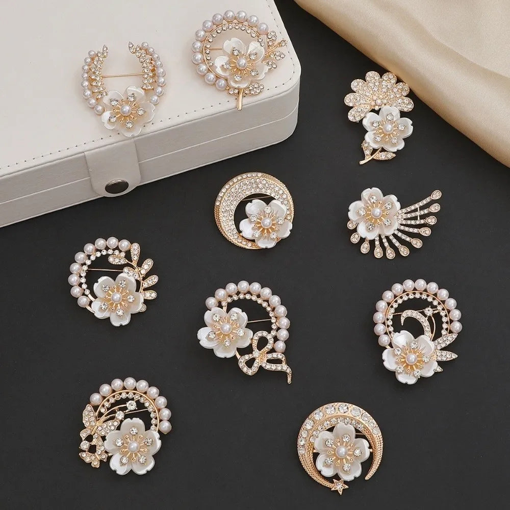 Vintage Crystal Rhinestone Flower Brooch – Pearl Alloy Floral Pin
