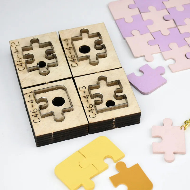 DIY Japanese Knife Making Kit – 4-Piece Puzzle Mold & Wooden Board