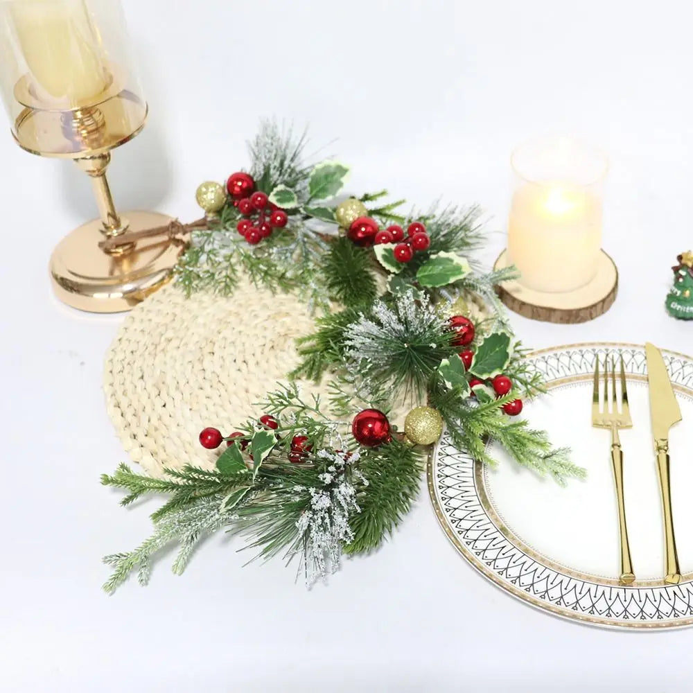 65cm Artificial Christmas Pine Garland – Red Berries & Holly