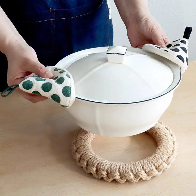 Triangle Pot Lid Handle Cover – Heat Resistant Cotton Grip
