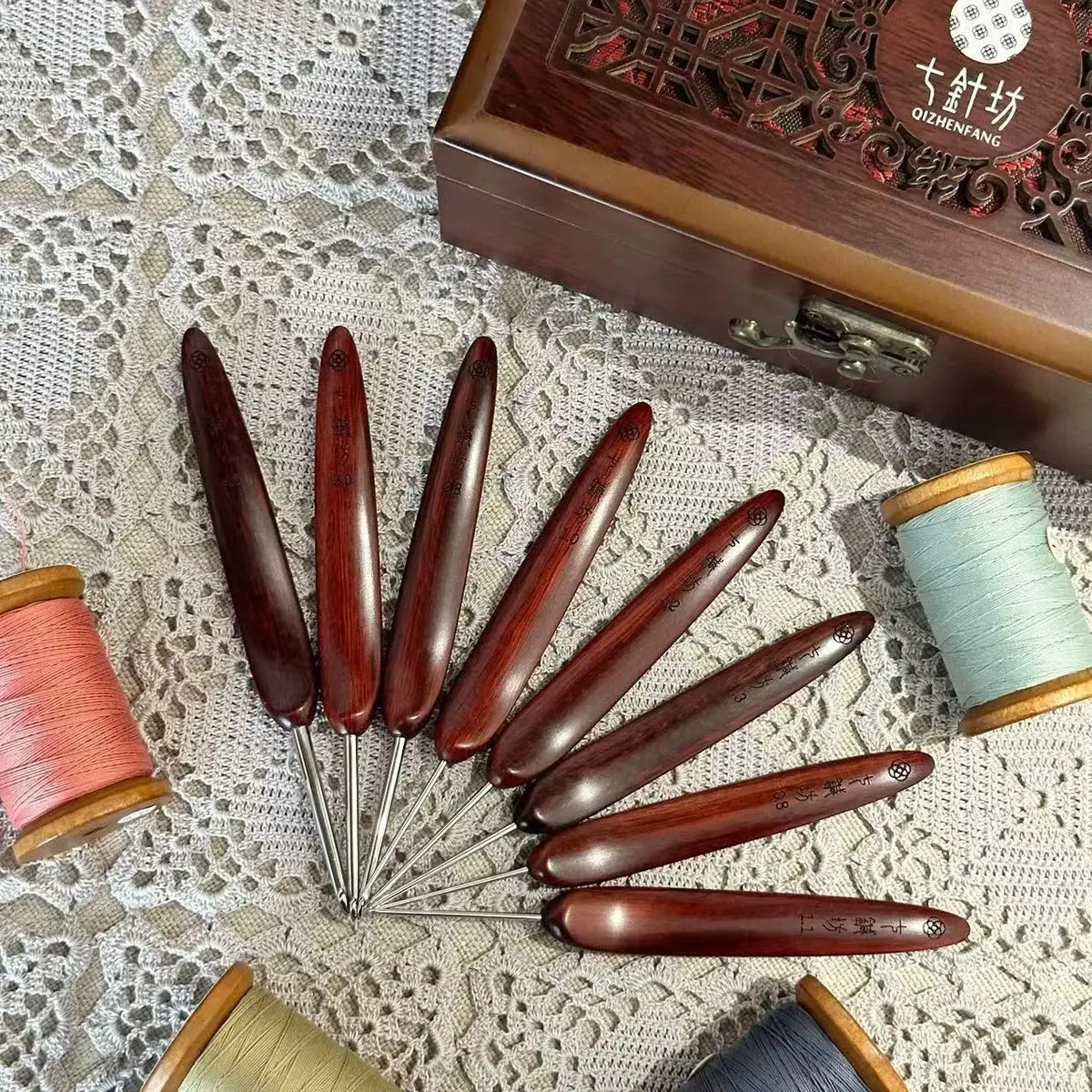 Sandalwood Square Crochet Hook Set – 7 DIY Knitting Tools