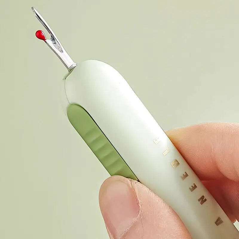 2-in-1 Retractable Seam Ripper & Needle Threader Sewing Tool