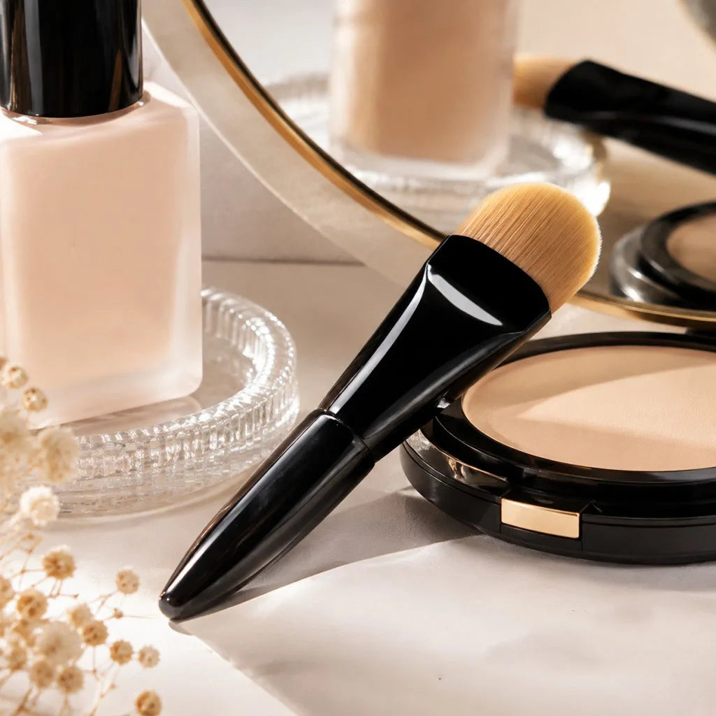 Oval Foundation Brush – Synthetic Bristles, Flawless Coverage