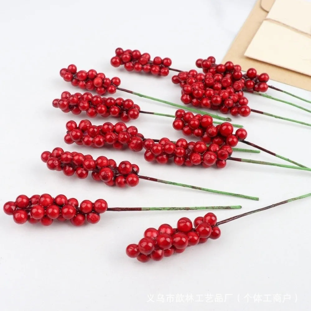 30PCS Red Artificial Berry Picks – Flexible Wire Christmas Decor