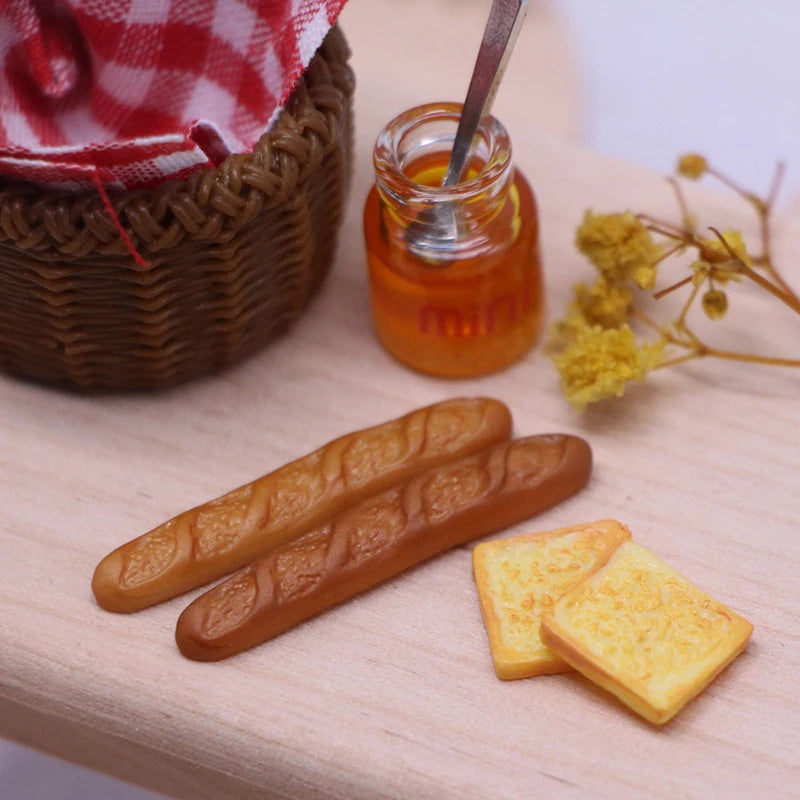 1:12 Dollhouse Mini Food Picnic Basket Set – Bread & Honey