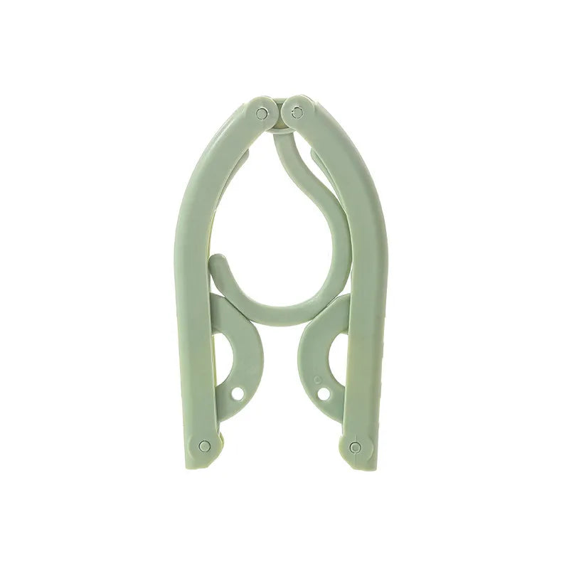 Portable Folding Travel Hangers – Windproof Non-Slip PP Plastic