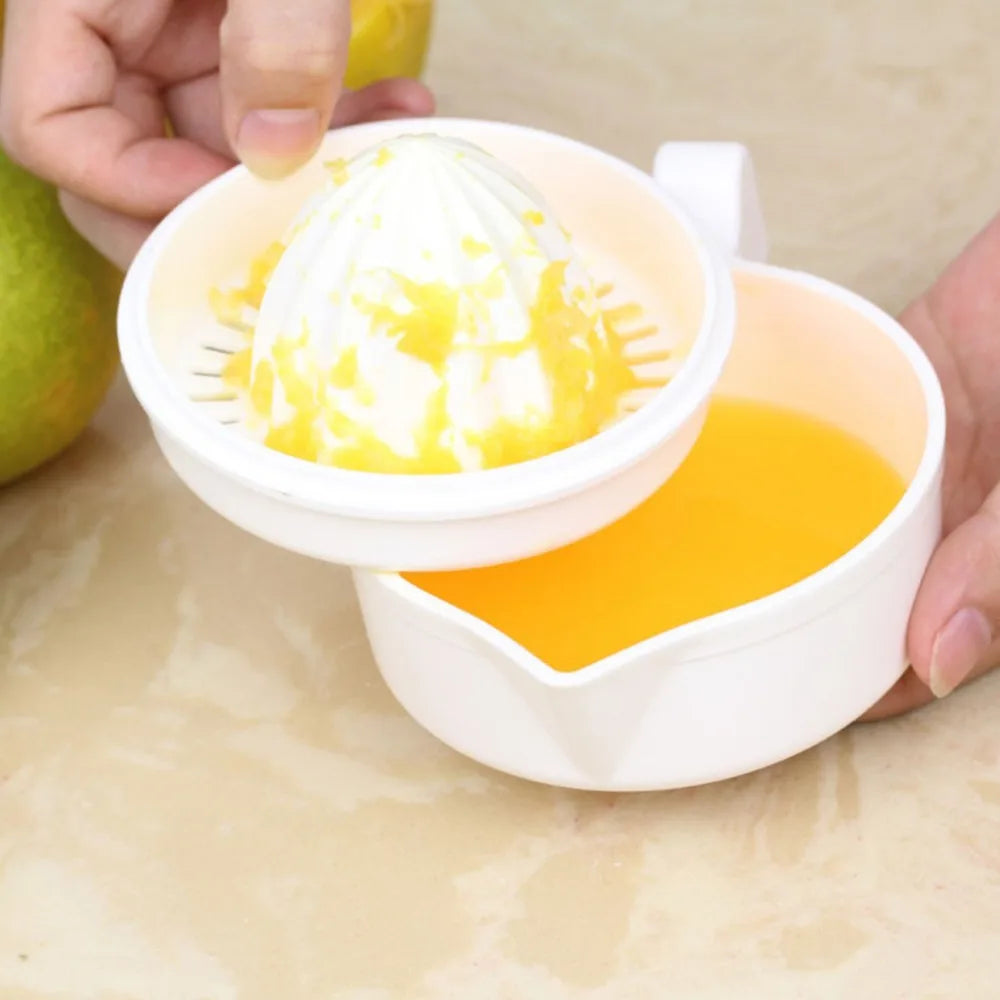 Portable Manual Citrus Juicer – Hand Press Lemon Squeezer