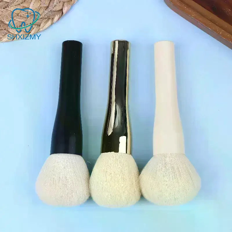 Gege Bear Large Powder & Blush Brush – Soft Nylon Makeup Tool