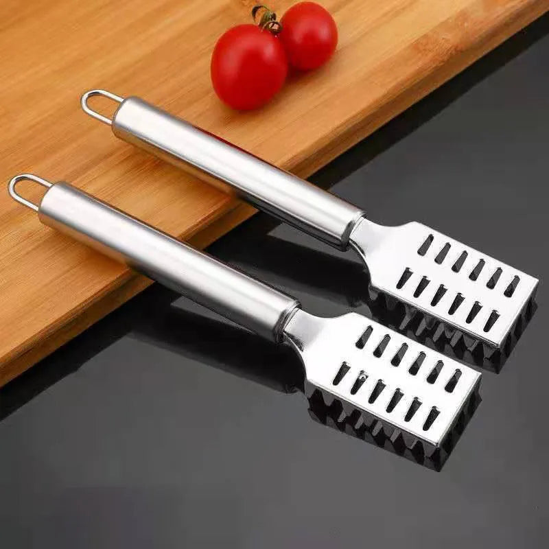 Stainless Steel Fish Scaler – Anti-Slip Handle & Hanging Hook