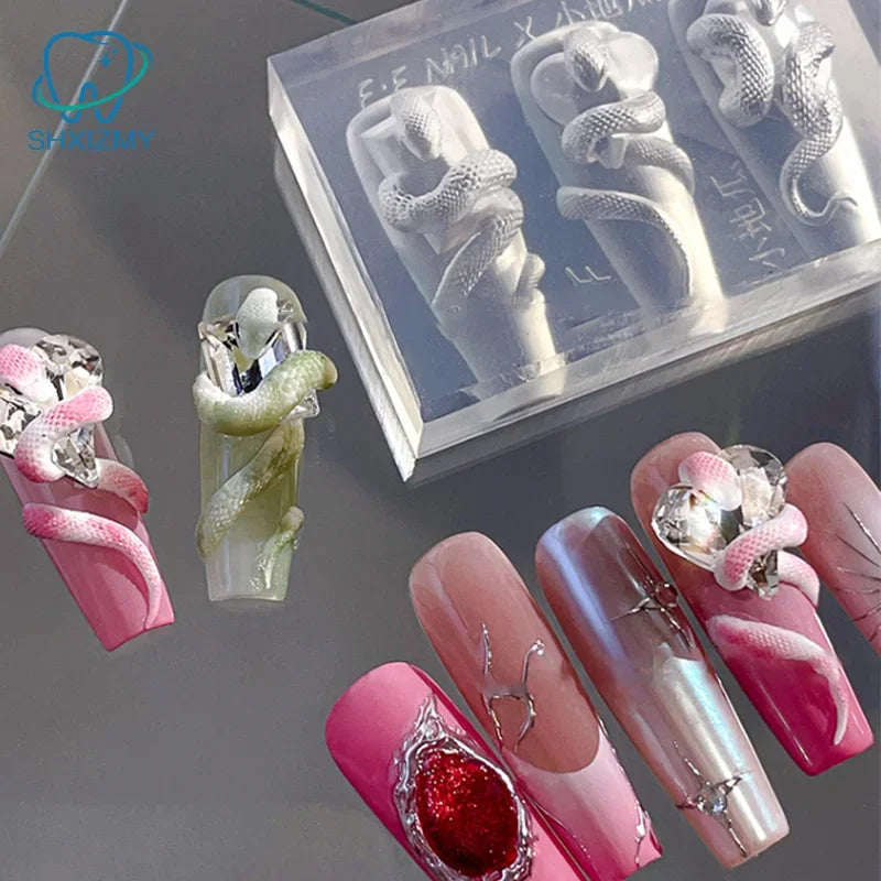 Cartoon Snake Silicone Nail Mold – 3D DIY Manicure Tool