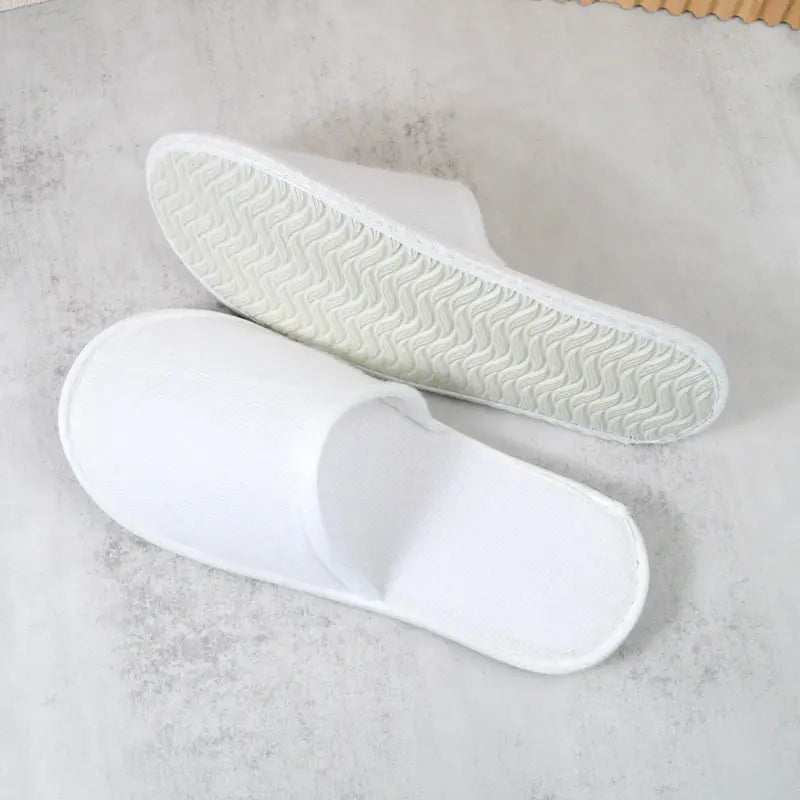 Disposable Hotel Slippers – Non-Slip Thick Sole | Spa & Travel
