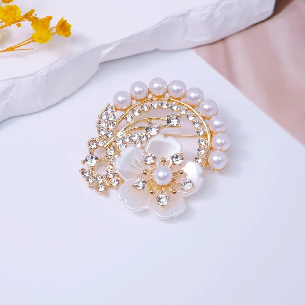 Vintage Crystal Rhinestone Flower Brooch – Pearl Alloy Floral Pin