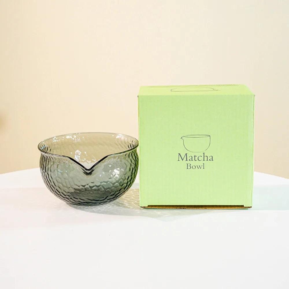 Glass Matcha Bowl with Pouring Spout – Japanese Tea Set