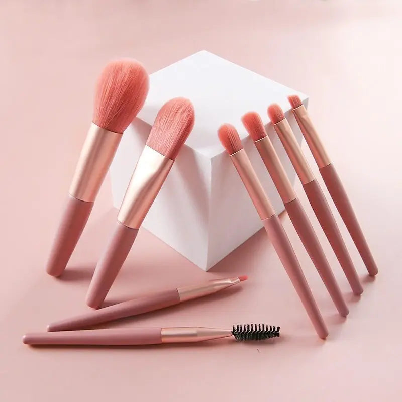 8-Pc Mini Makeup Brush Set with Pouch | Soft Synthetic Bristles