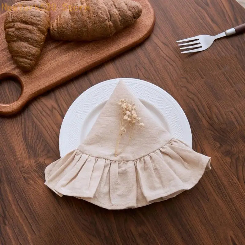 Ruffled Round Table Placemats Scalloped Edge – 2/4 Pack