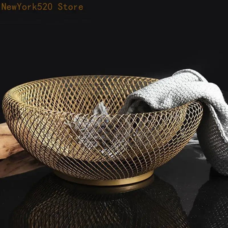Hand-Woven Iron Wire Fruit & Vegetable Basket – Round Tray