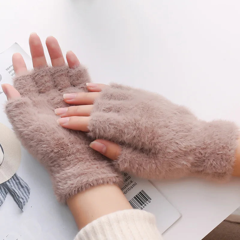 Winter Touch Screen Knit Gloves – Warm Faux Mink Mittens