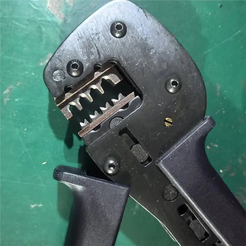 YEP-1560 Vertical Crimping Pliers – Aviation & Heavy-Duty Terminals
