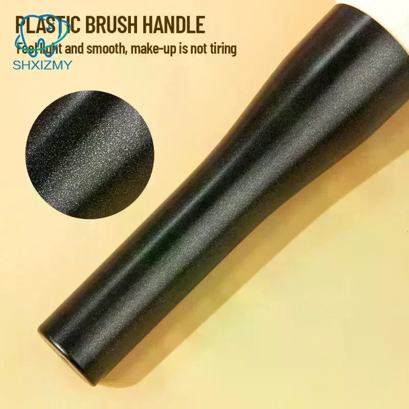 Gege Bear Large Powder & Blush Brush – Soft Nylon Makeup Tool