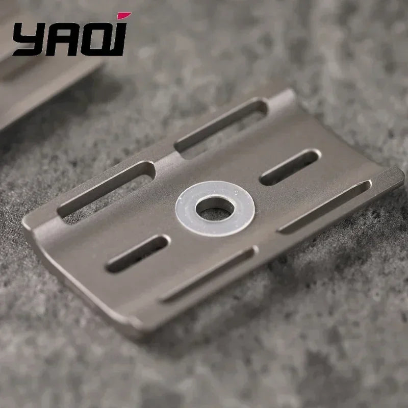 YAQI Ghost Titanium Safety Razor – Lightweight Men's Shaver