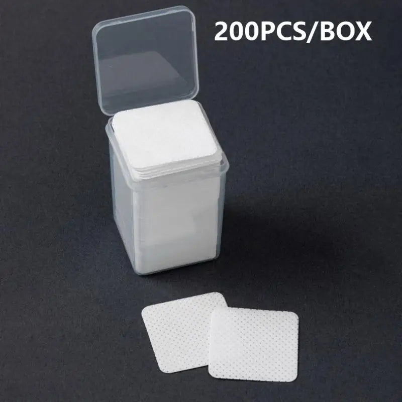 200-Pc Lint-Free Nail & Eyelash Wipes – Salon Quality