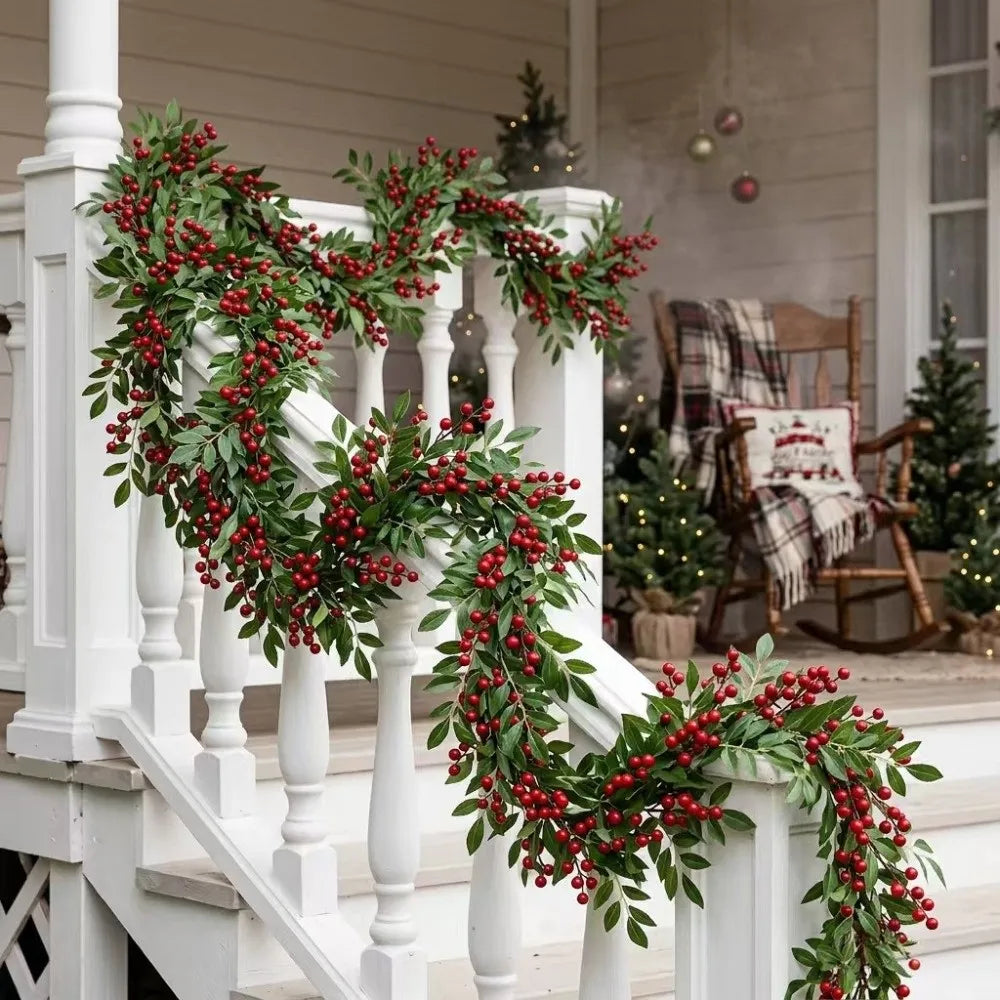 180cm Christmas Berry Garland – Artificial Holly Vine Wreath