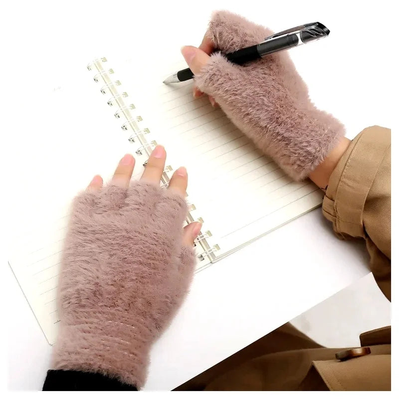 Women's Half Finger Touchscreen Winter Gloves – Plush Warm