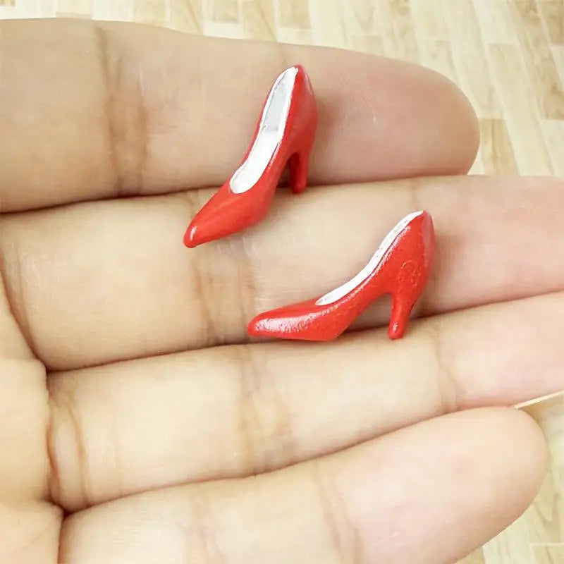 1/12 Scale Dollhouse Miniature High Heels & Slippers – 1 Pair