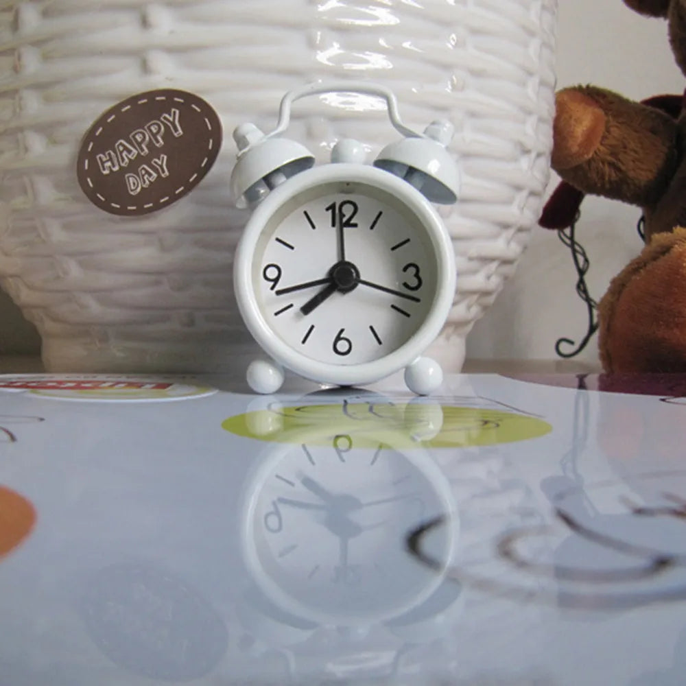 Mini Metal Analog Alarm Clock 4cm – Cute Multicolor Desk Clock