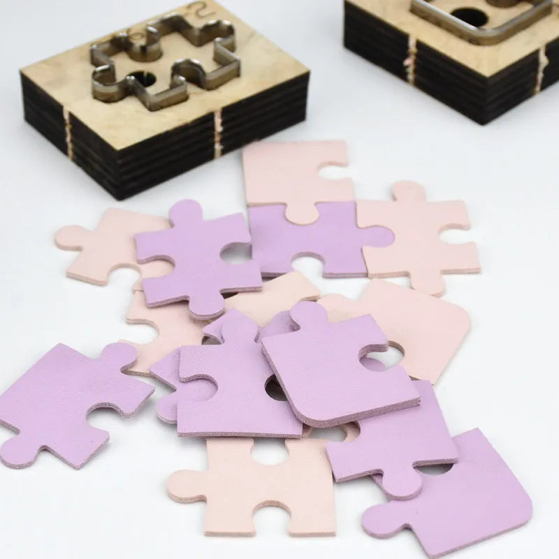 DIY Japanese Knife Making Kit – 4-Piece Puzzle Mold & Wooden Board