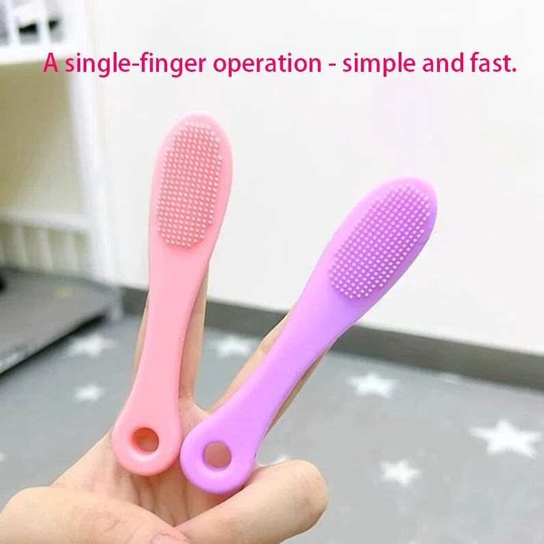 Silicone Pet Finger Toothbrush – Dog & Cat Grooming Tool